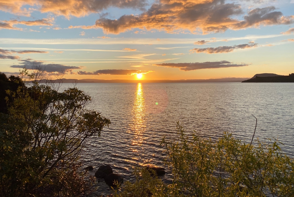 The Point Villas Taupo - Lake View