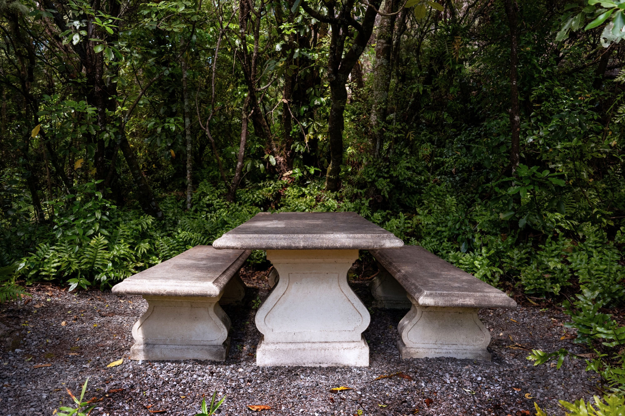 The Point Villas - Villa 2, Outside table amidst bush